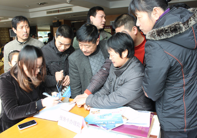 &ldquo;走進售樓處&rdquo;持續火爆 累計辦理房天下卡近百